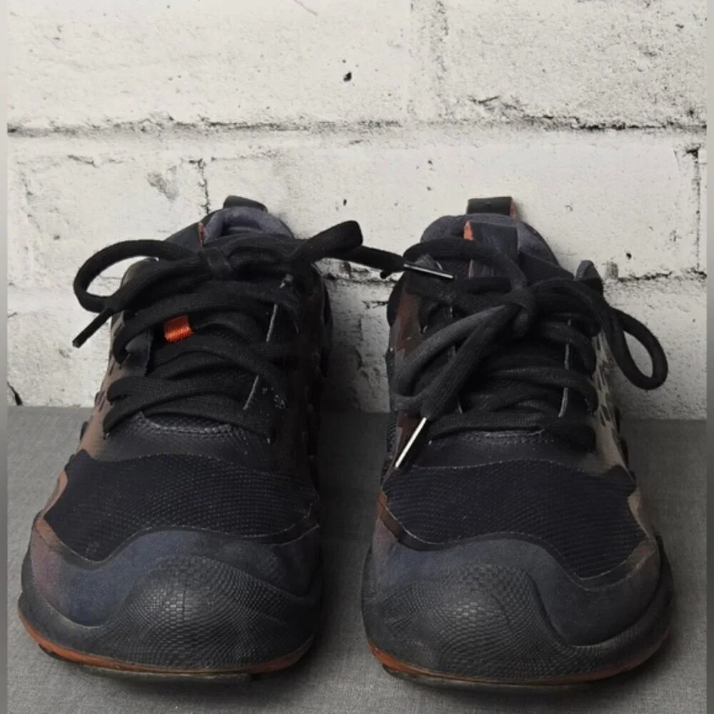 Ecco Biom Aex Athletic Shoes 802824-52124 ~ Navy and Orange